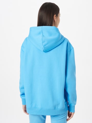 Calvin Klein Jeans Sweatshirt 'Institutional' i blå