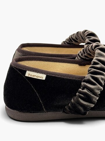 Pisamonas Ballerina's in Bruin