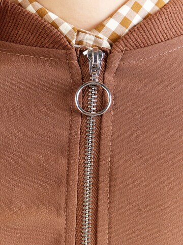 Veste mi-saison 'VMCoco' VERO MODA en marron