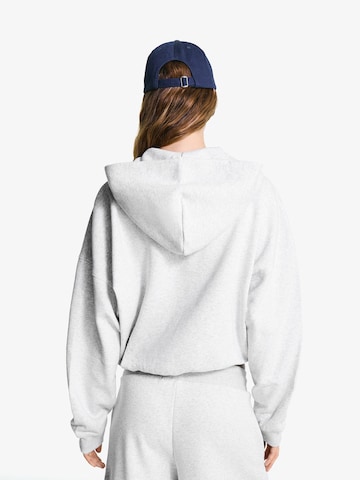 Bershka Jopa na zadrgo | siva barva