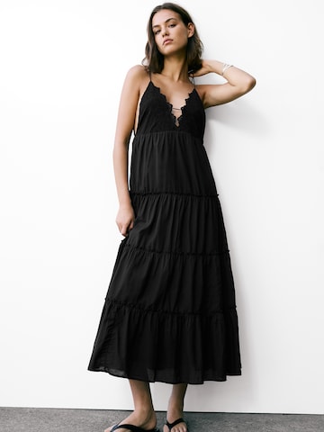 Pull&Bear Jurk in Zwart: voorkant