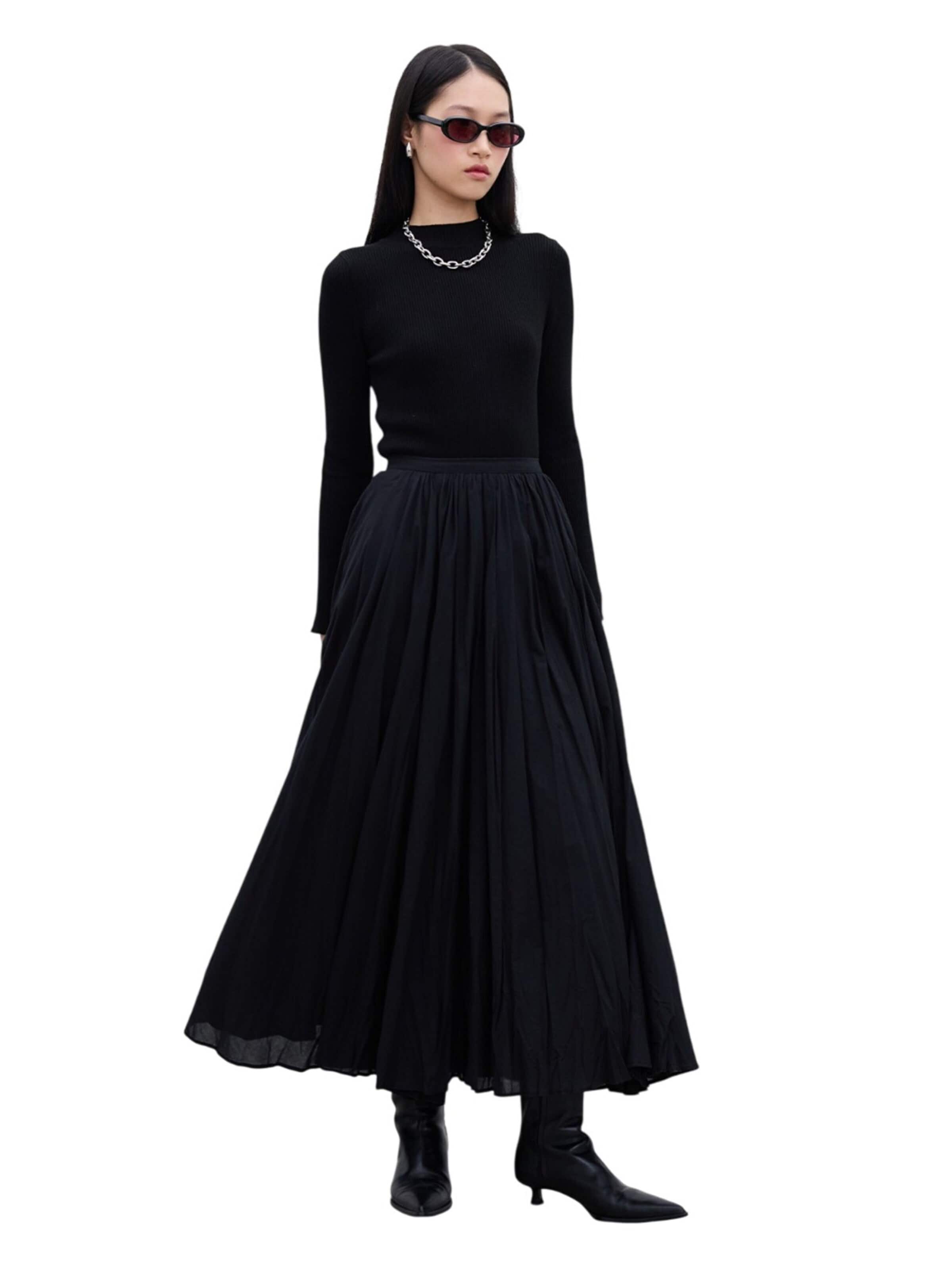 MANUKA Skirt in Black: front