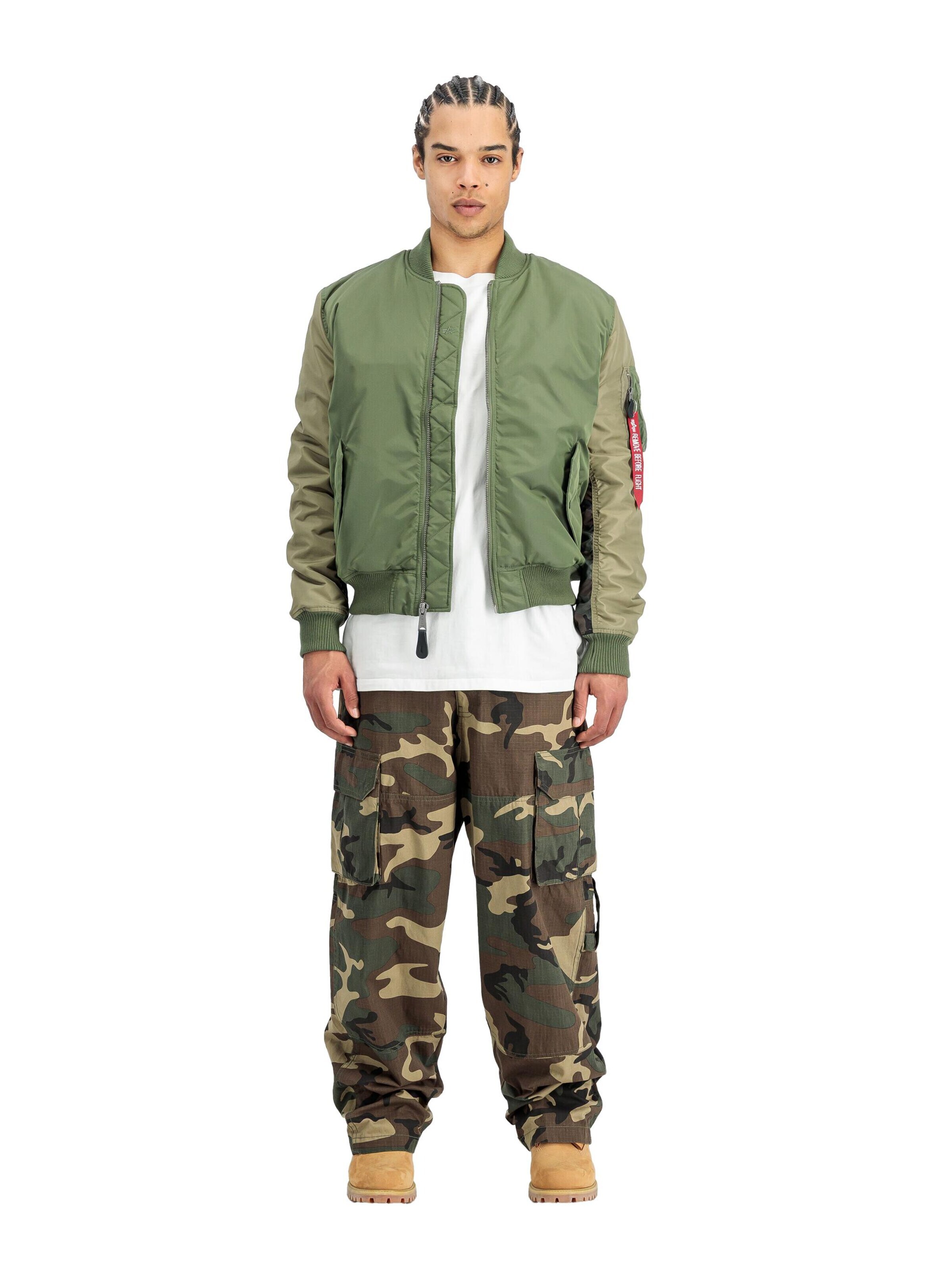 ALPHA INDUSTRIES Between-Season Jacket 'MA-1' in Green