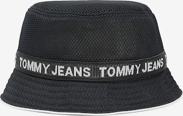 Tommy Jeans Hat in Black: front