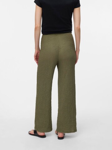 Loosefit Pantalon MAMALICIOUS en vert