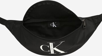 Calvin Klein Jeans Gürteltasche in Schwarz