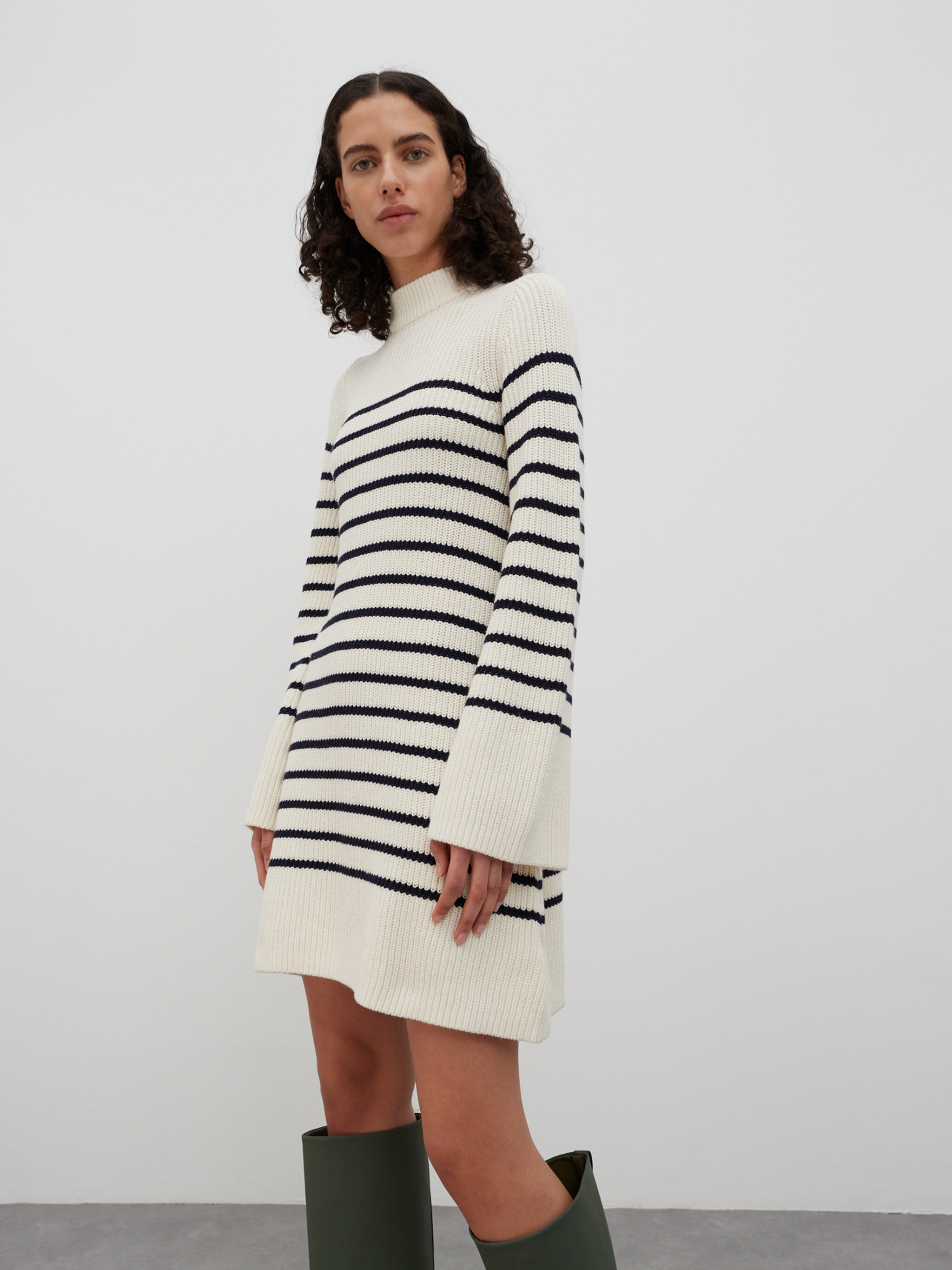 EDITED Produkte Kleid 'Madalyn' beige