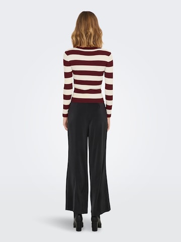 JDY - Jersey 'JDYPLUM' en rojo