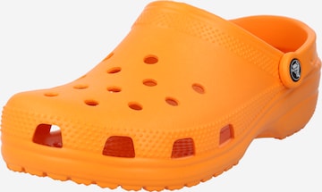 Crocs قبقاب بـ برتقالي: الأمام