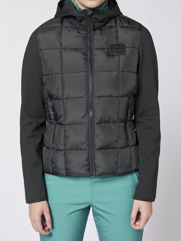 CHIEMSEE Jacke ' im Materialmix ' in Schwarz