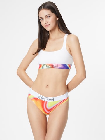 String 'Pride' Calvin Klein Underwear en mélange de couleurs