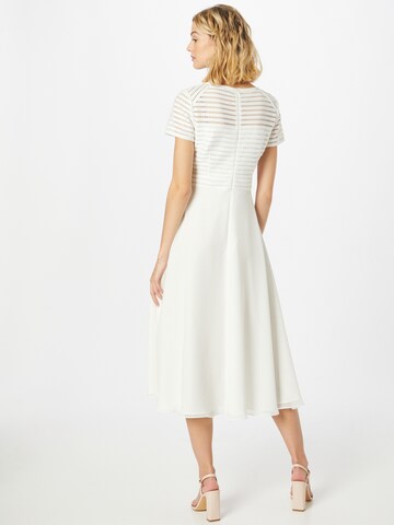 SWING Dress in White