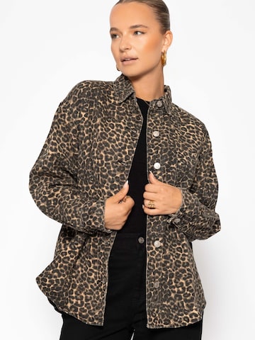 SASSYCLASSY Between-season jacket in Beige