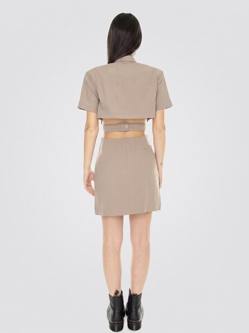 wild pony Dress 'Vestido Corto Tipo Traje Abierto Beige Dress' in Beige
