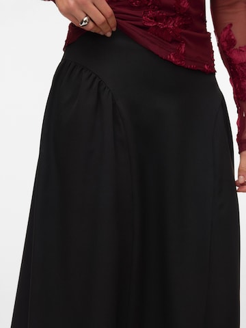 Jupe 'VMSally' VERO MODA en noir