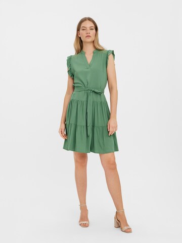 VERO MODA Košilové šaty 'Asta' – zelená