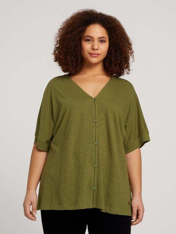 Tom Tailor Women + Shirt in Green: front