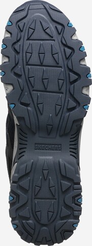 SKECHERS Rövid szárú sportcipők 'Hillcrest' - kék