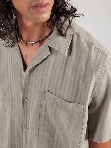 Only & Sons Comfort fit Button Up Shirt 'ONSVENTO' in Green
