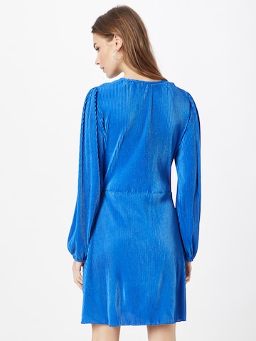 Neo Noir Kleid in Blau