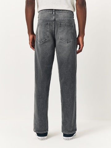 Next regular Jeans i grå