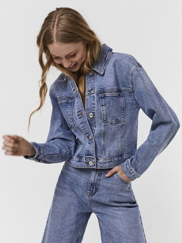 VERO MODA Between-Season Jacket 'Brenda' in Blue