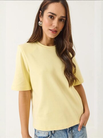 Maglietta di Bianco Lucci in giallo