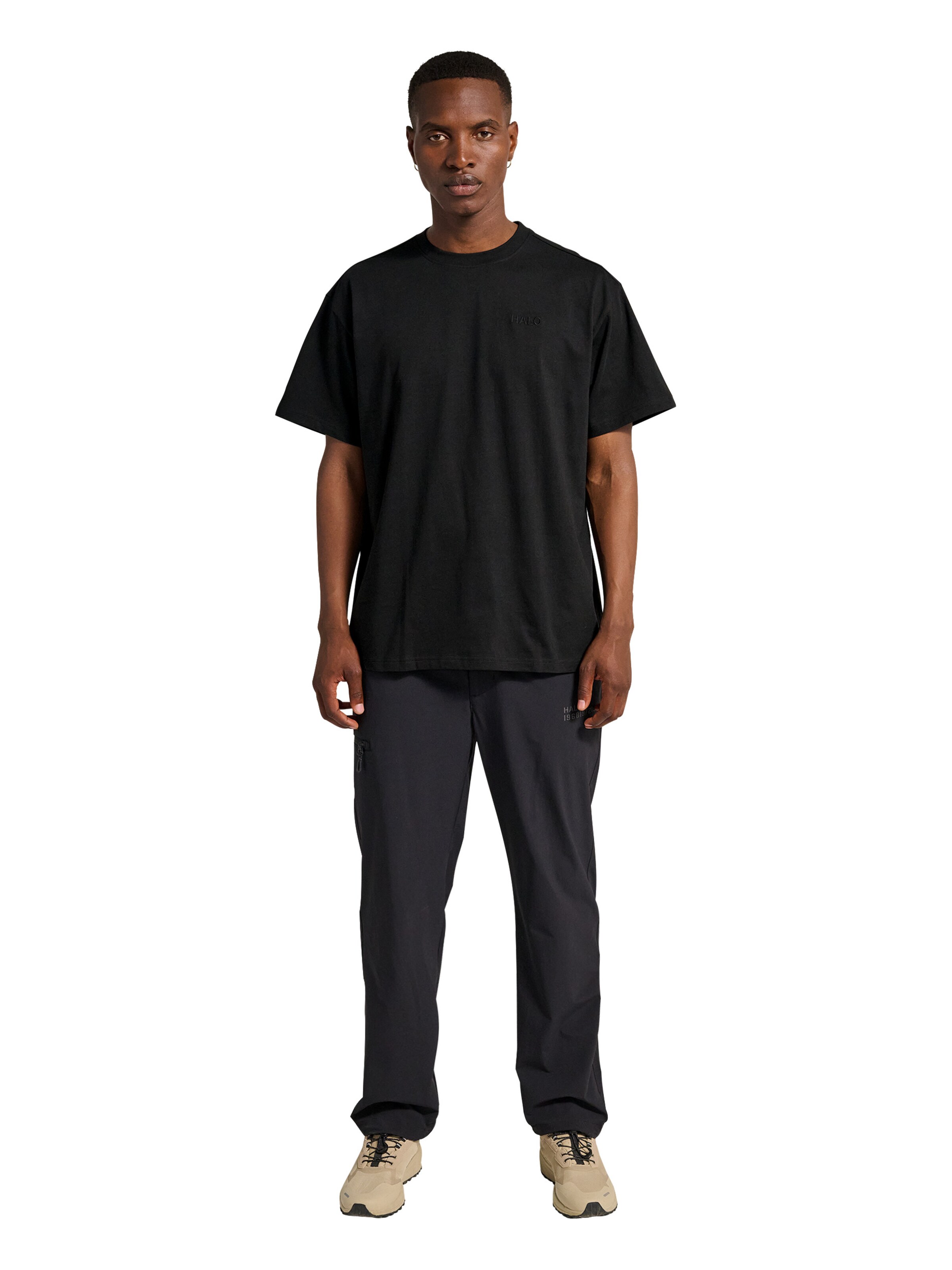 HALO Shirt in Black: front