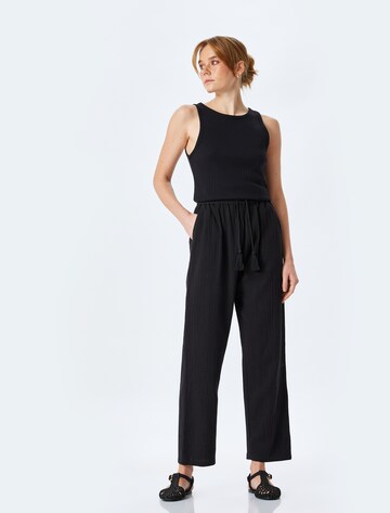 Koton Loose fit Pants in Black: front