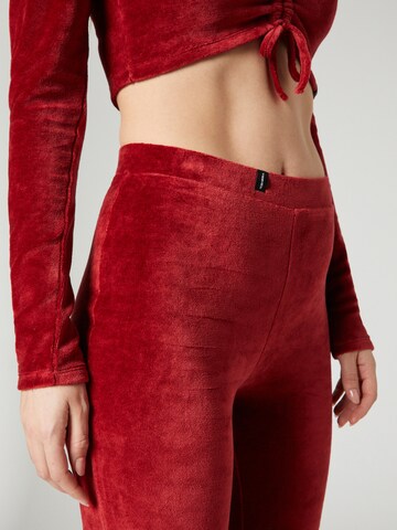 VIERVIER Flared Trousers 'Luna' in Red