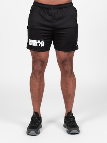 Gorilla Wear Regular Shorts 'Miles' in Schwarz: Vorderseite