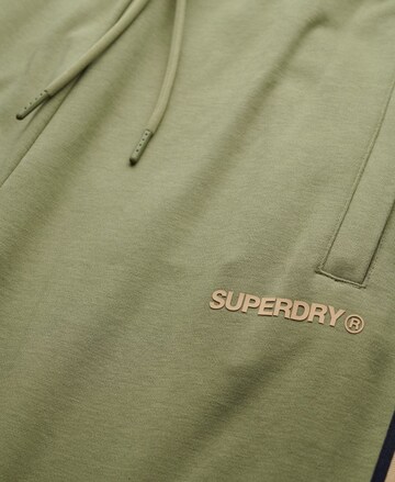 Superdry Tapered Broek in Groen