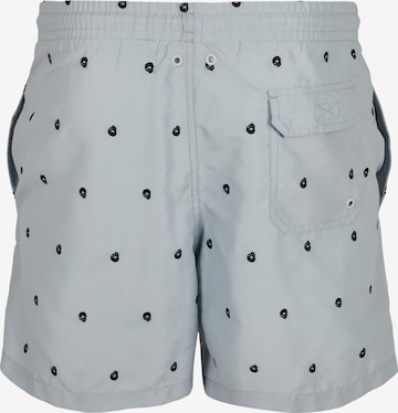 Urban Classics Badeshorts i grå