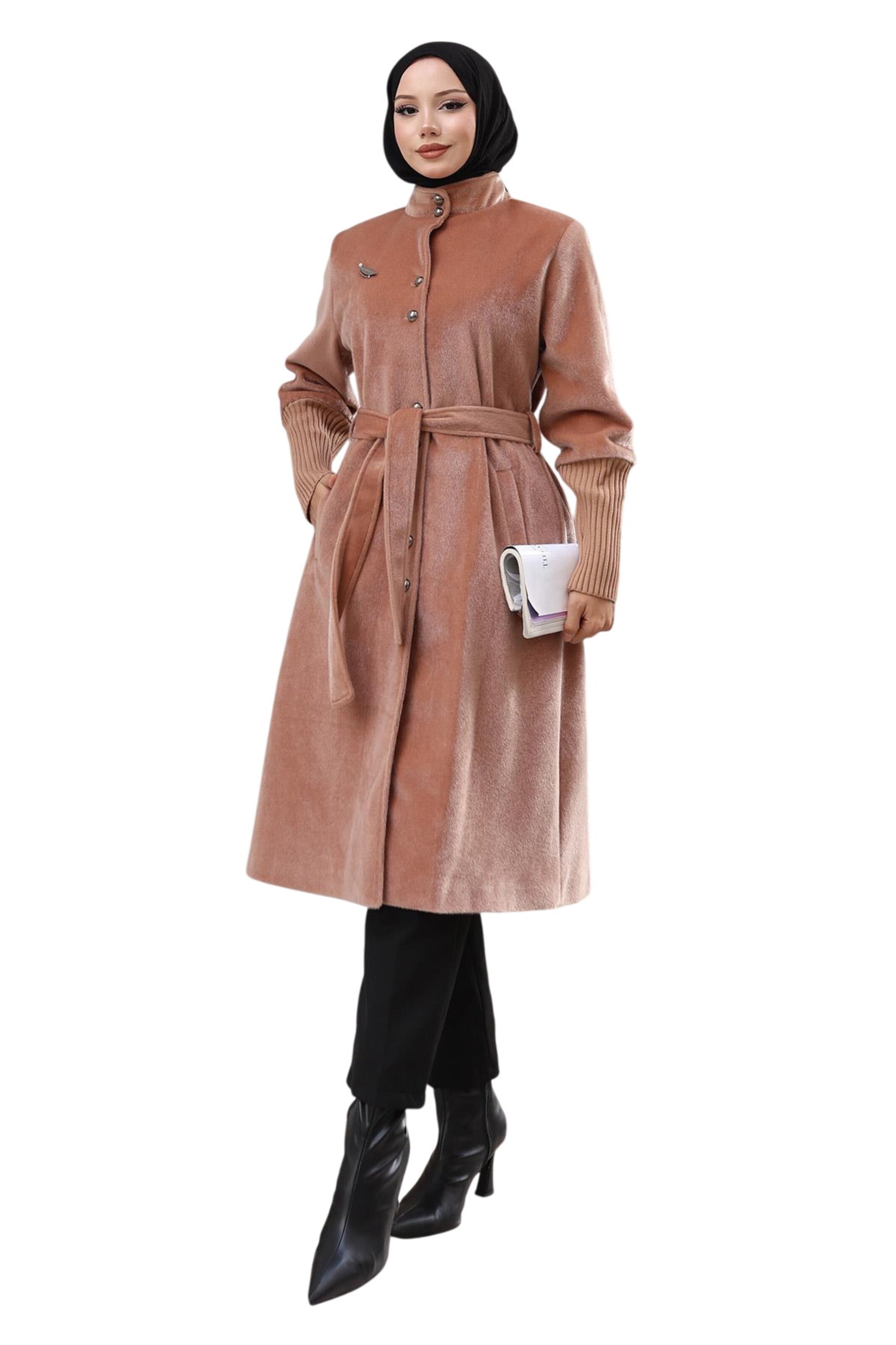 MODAMIHRAM Tussenmantel in Bruin: voorkant