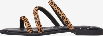 Pepe Jeans Mules 'HAYES WILD' in Brown: front