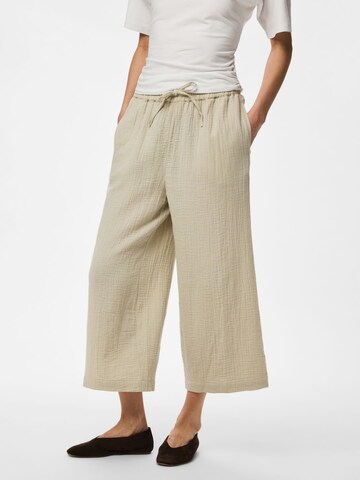 Wide Leg Pantalon 'PCSastina' PIECES en gris : devant