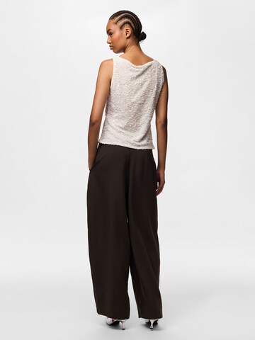 PIECES Top 'KAMMY' in White