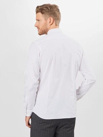 Coupe slim Chemise SELECTED HOMME en blanc