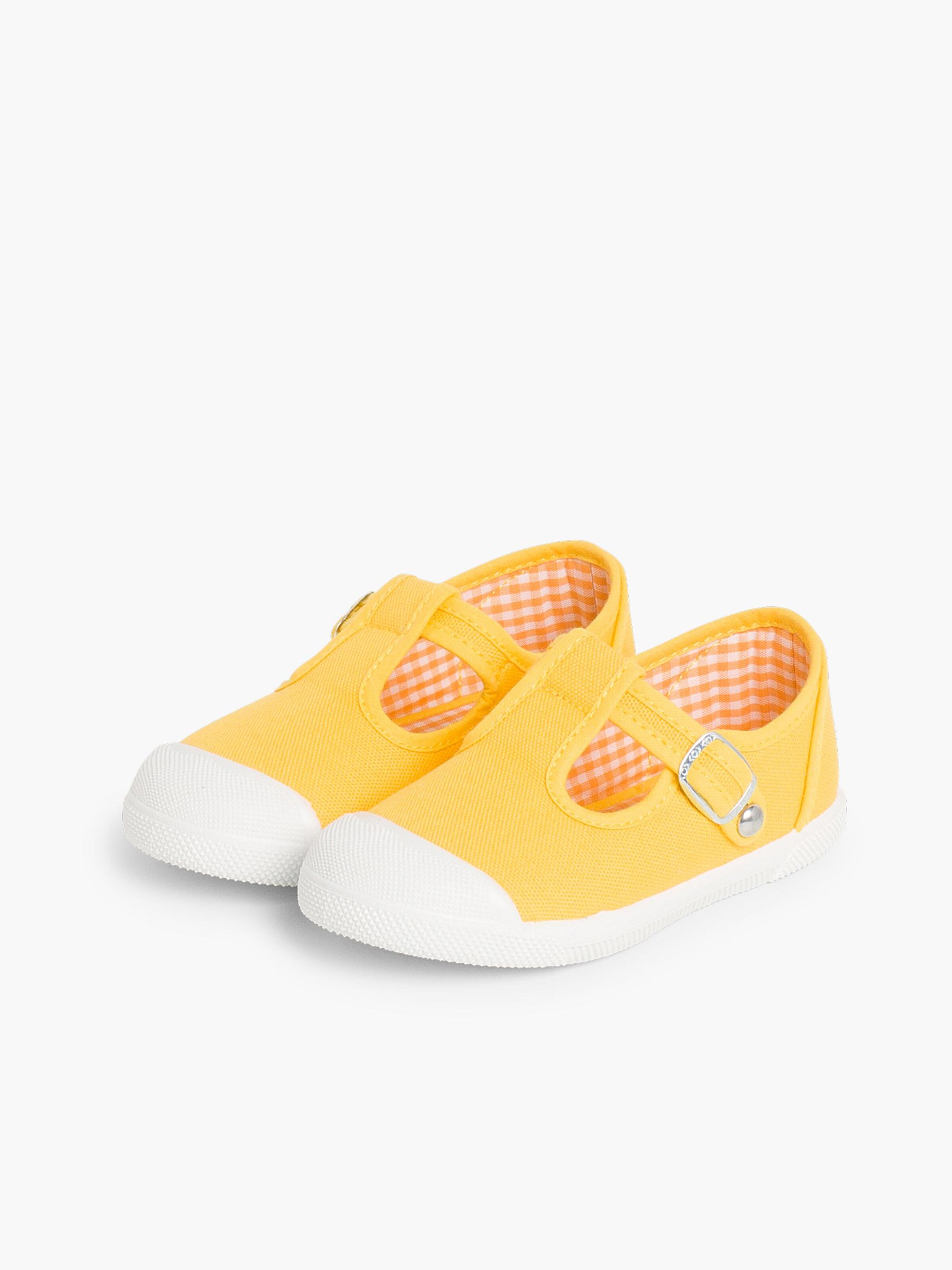 Pisamonas First-step shoe in Yellow