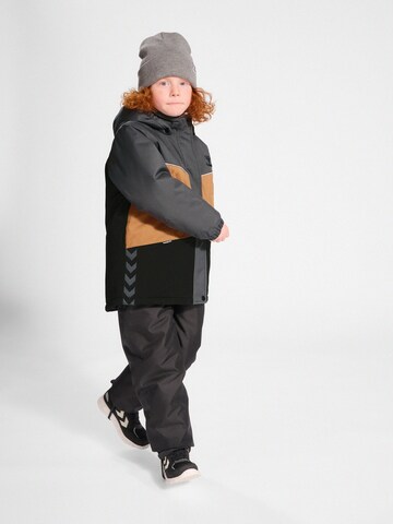 Hummel Weatherproof jacket in Grey
