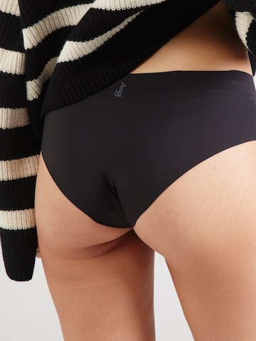 Slip 'ZERO Feel 2.0' de la SLOGGI pe negru