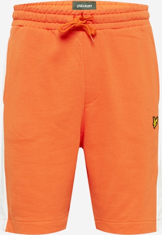 Pantaloni de la Lyle & Scott pe portocaliu: față