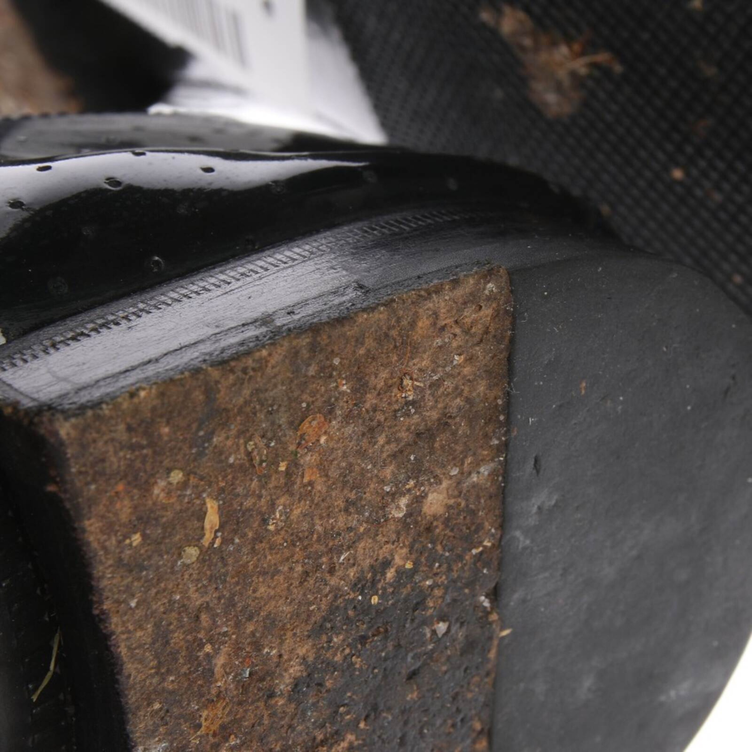 Louis Vuitton Flats & Loafers in 43 in Black