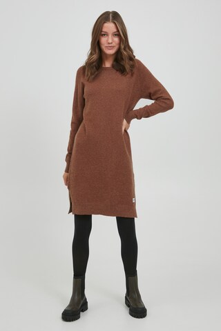 Oxmo Knitted dress 'MAREEN' in Brown