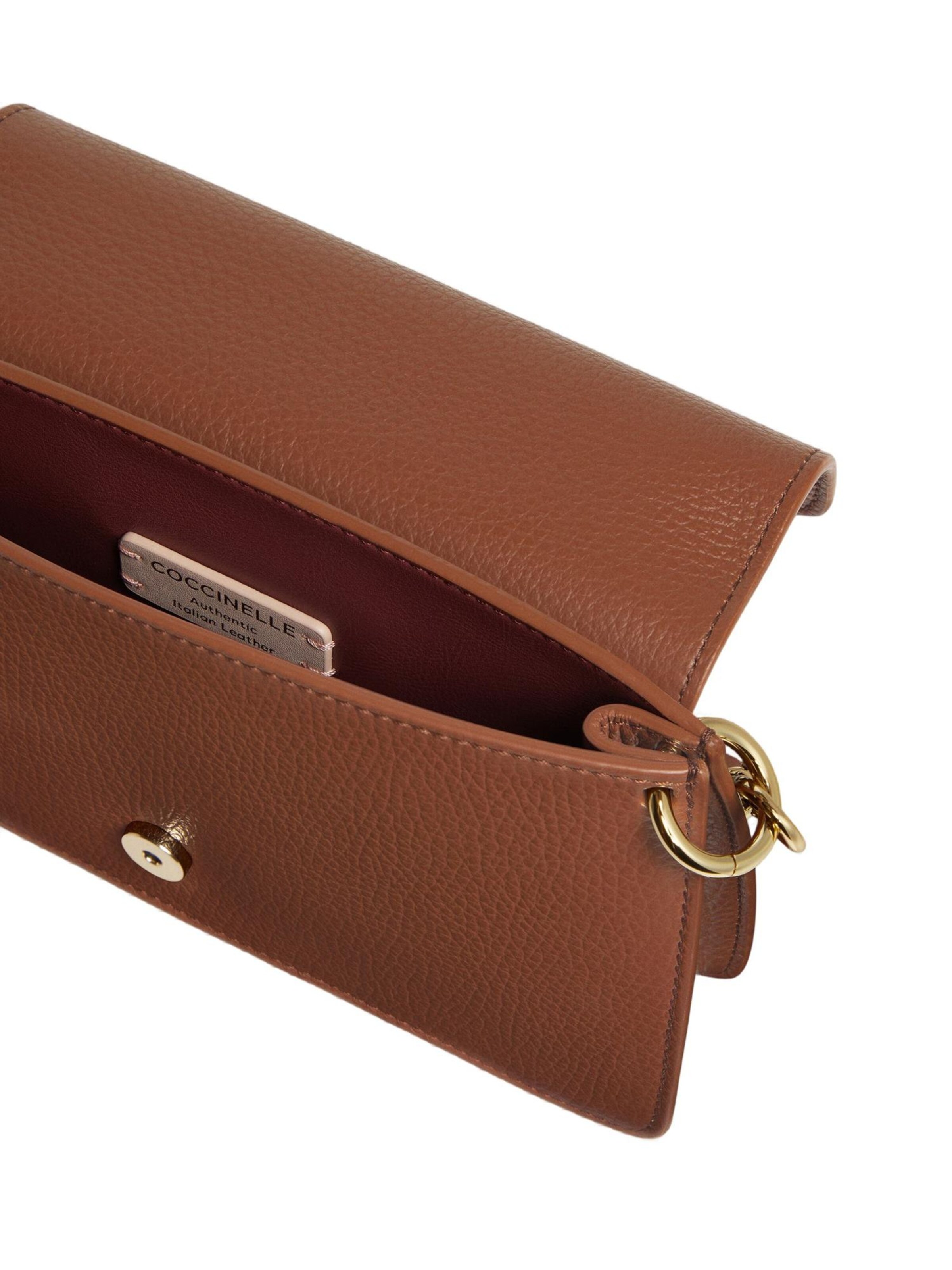 Coccinelle Schoudertas 'COCCINELLE C-Me S26 5' in Bruin