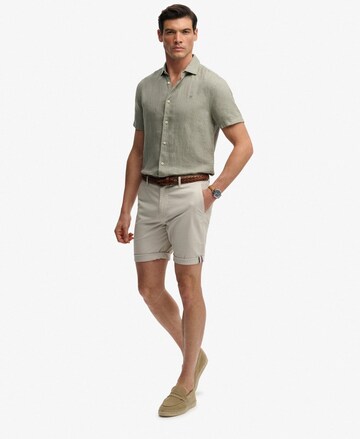 Regular Pantalon chino Superdry & Co en gris