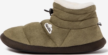 Ciabatta 'Home Velvet' di Nuvola. in verde: frontale