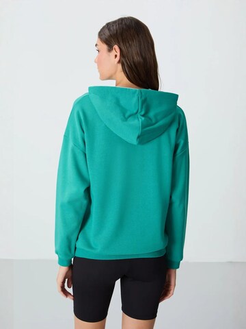 Tommy Life Sweatshirt in Green