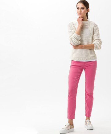 BRAX Slimfit Broek 'Shakira' in Roze: voorkant