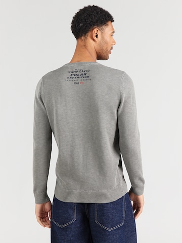 Pull-over CAMP DAVID en gris